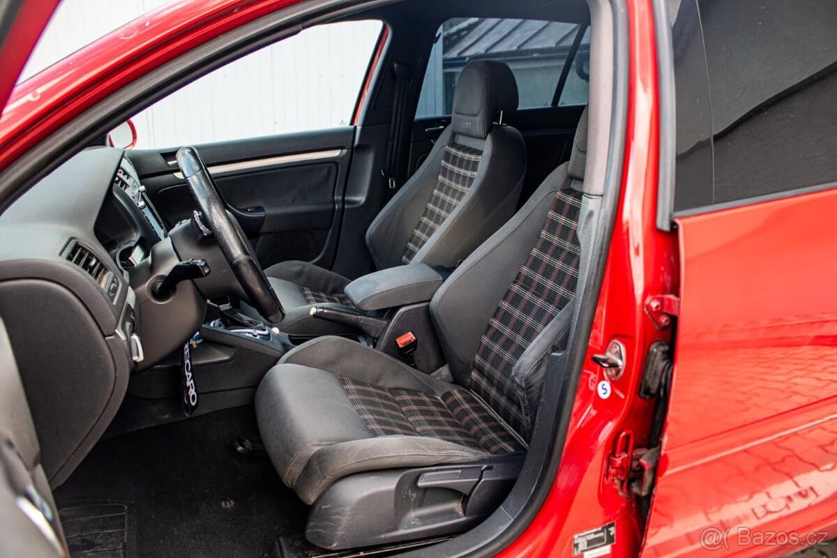2001 Volkswagen GOLF - 10