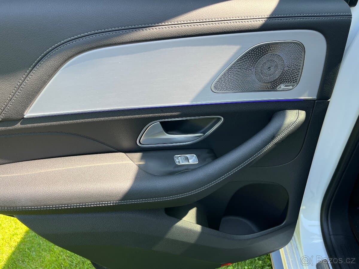 2025 Mercedes-Benz GLE - 10