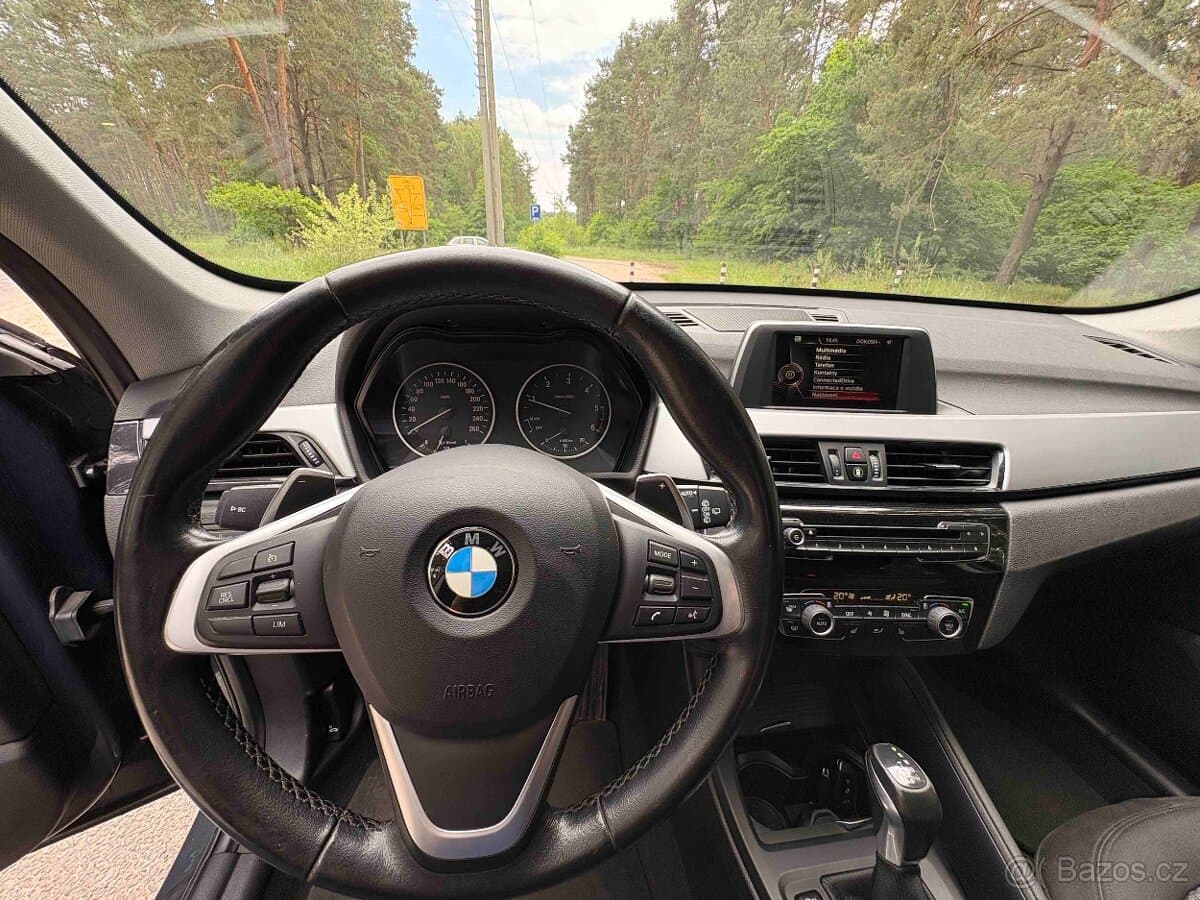 2016 BMW X1 - 10