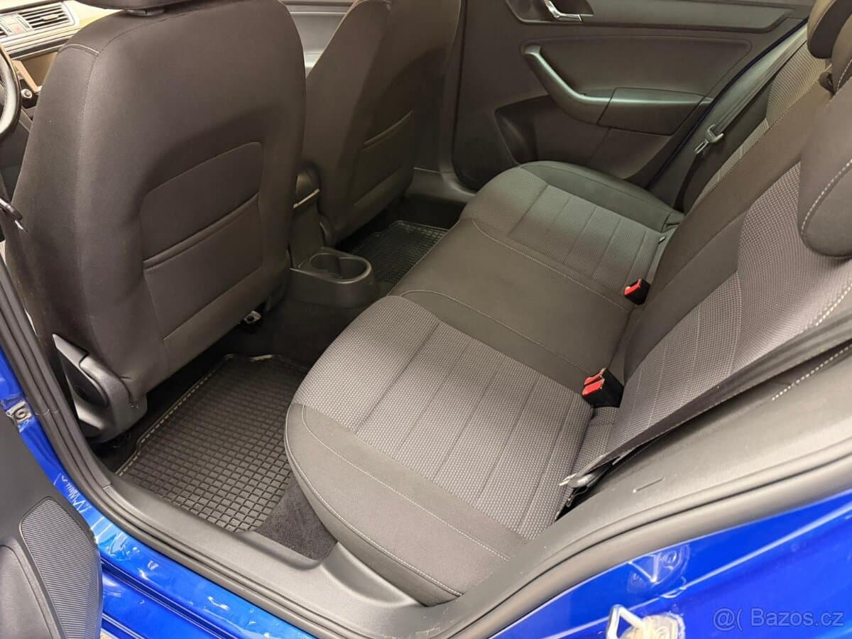 2015 Škoda RAPID - 10
