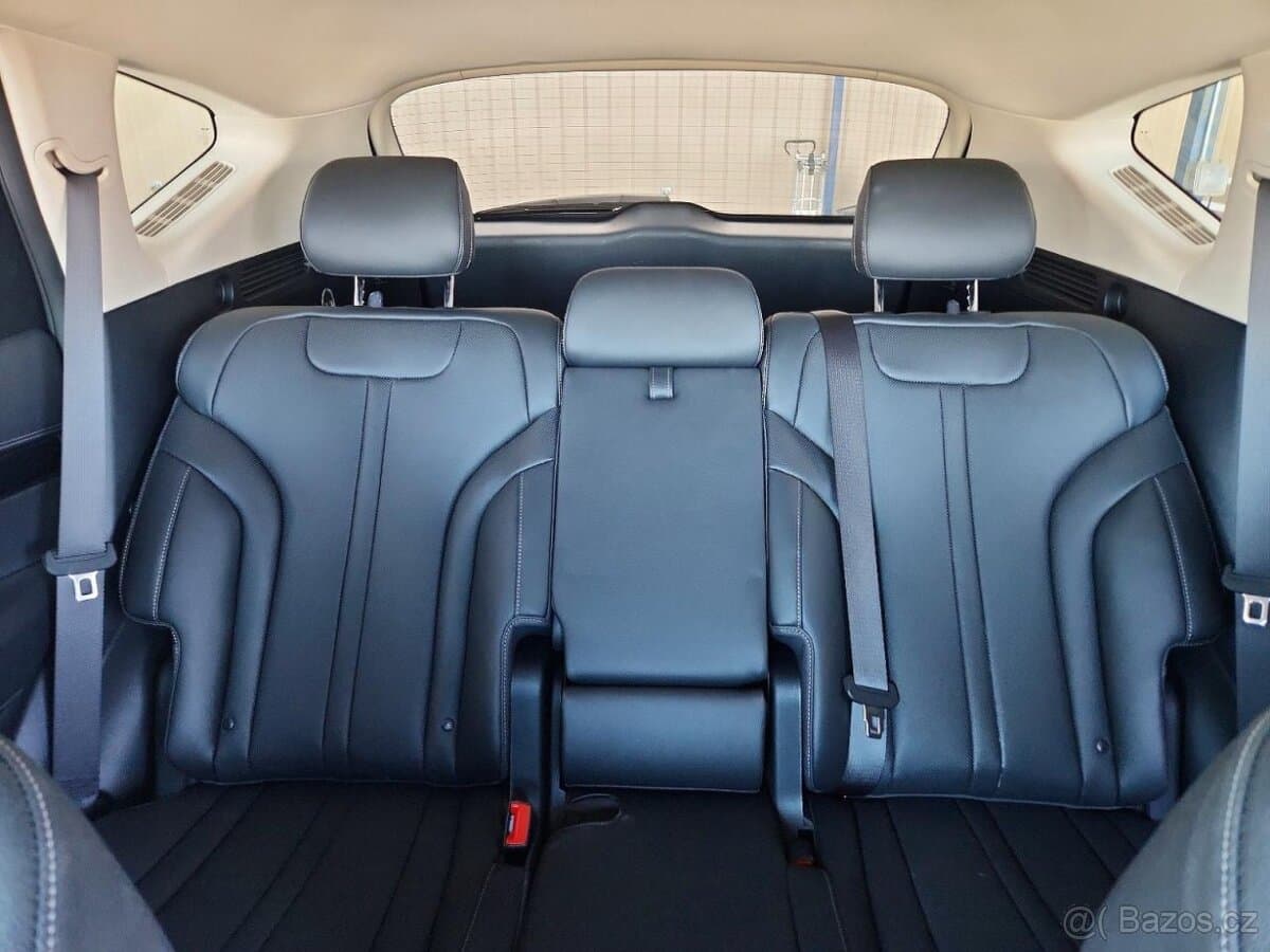 2026 Genesis GV80 - 10