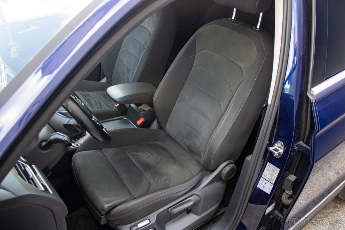 2017 Volkswagen TIGUAN - 10