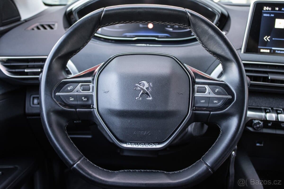 2019 Peugeot 5008 - 10