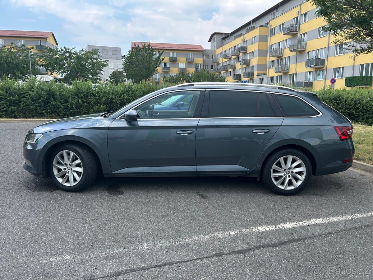 2019 Škoda SUPERB - 10