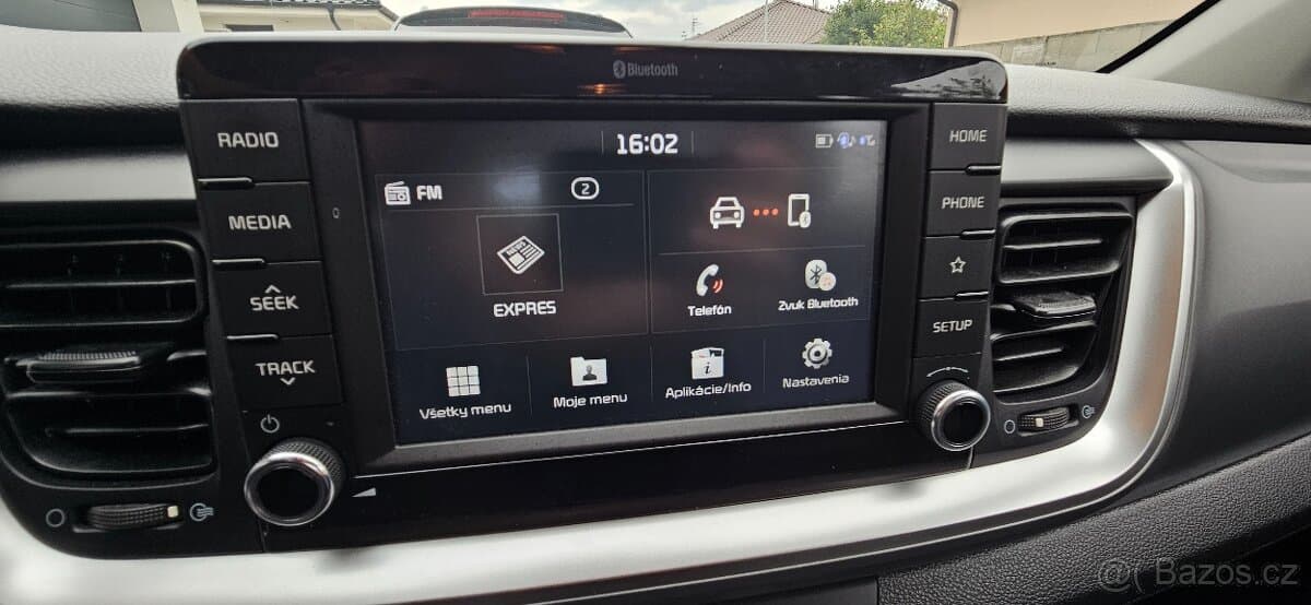2018 Kia STONIC - 10