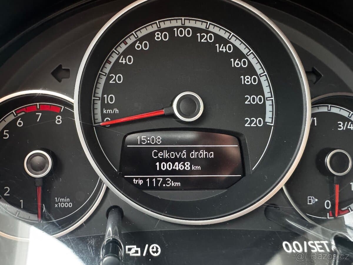 2017 Volkswagen UP! - 10