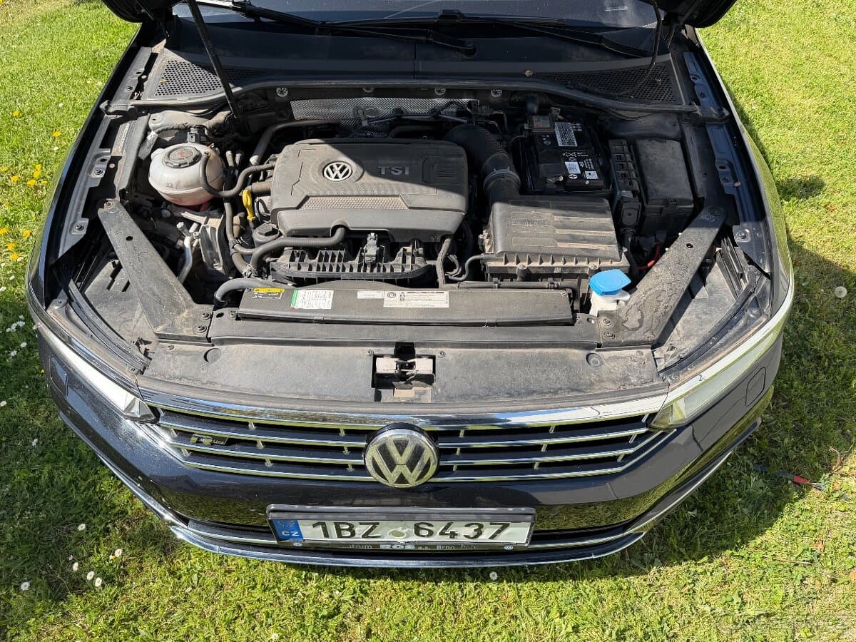 2018 Volkswagen PASSAT - 10