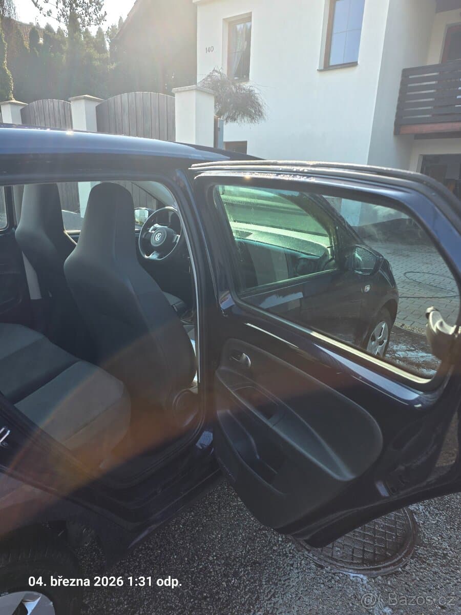 2013 Volkswagen UP! - 10