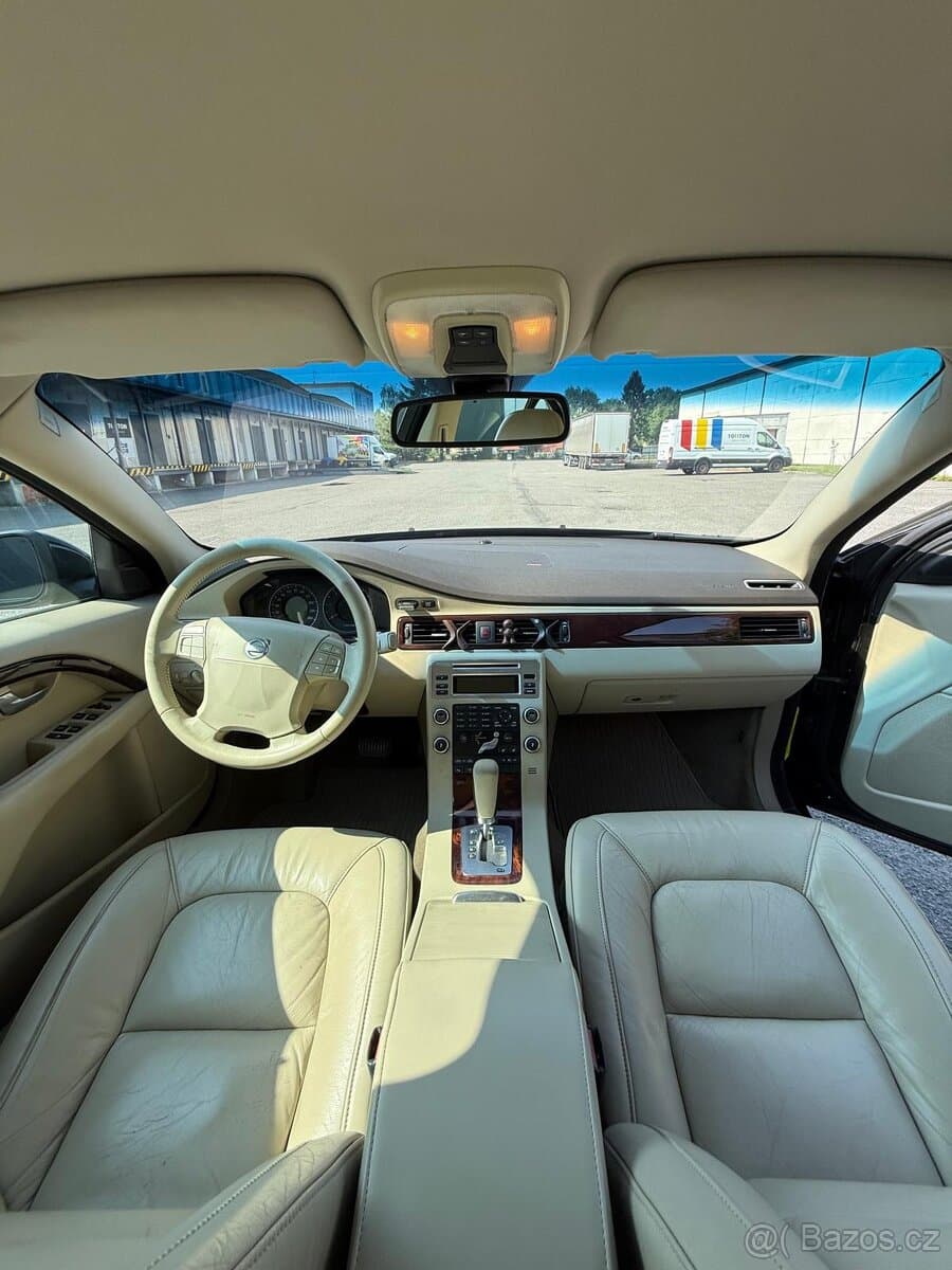 2007 Volvo S80 - 10
