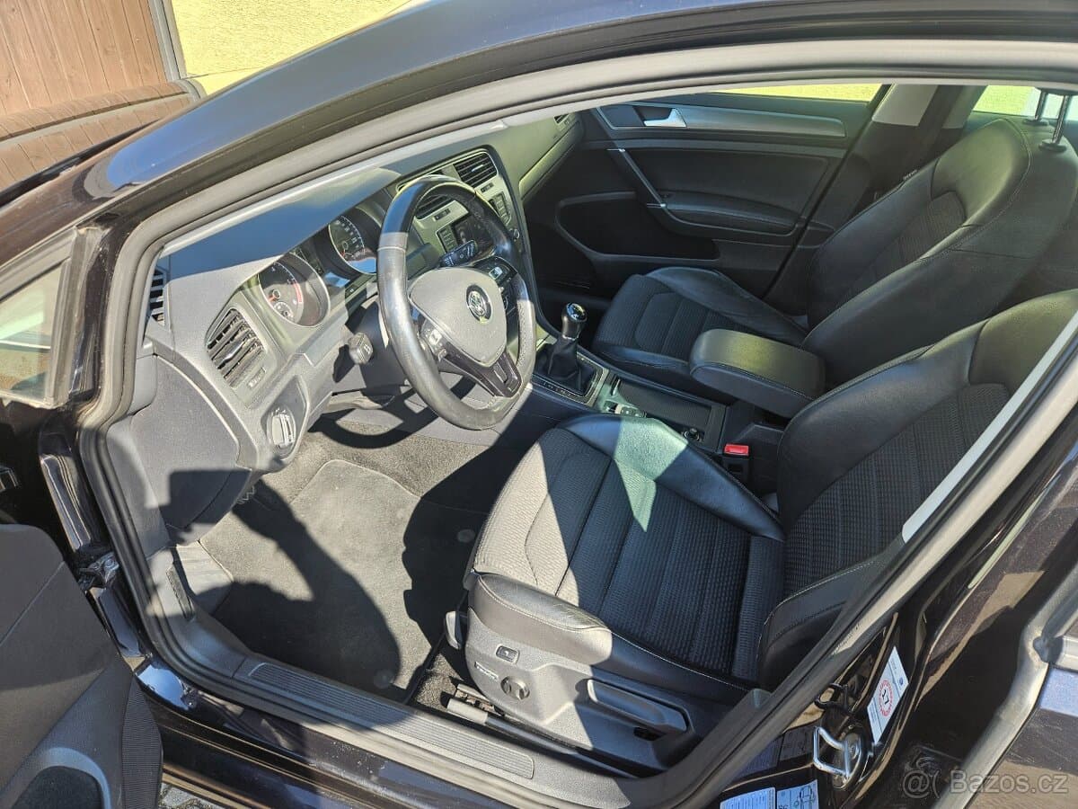 2013 Volkswagen GOLF - 10