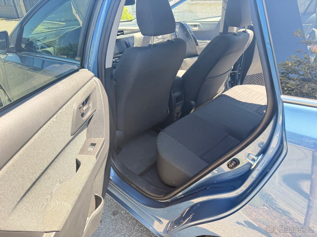 2016 Toyota AURIS - 10