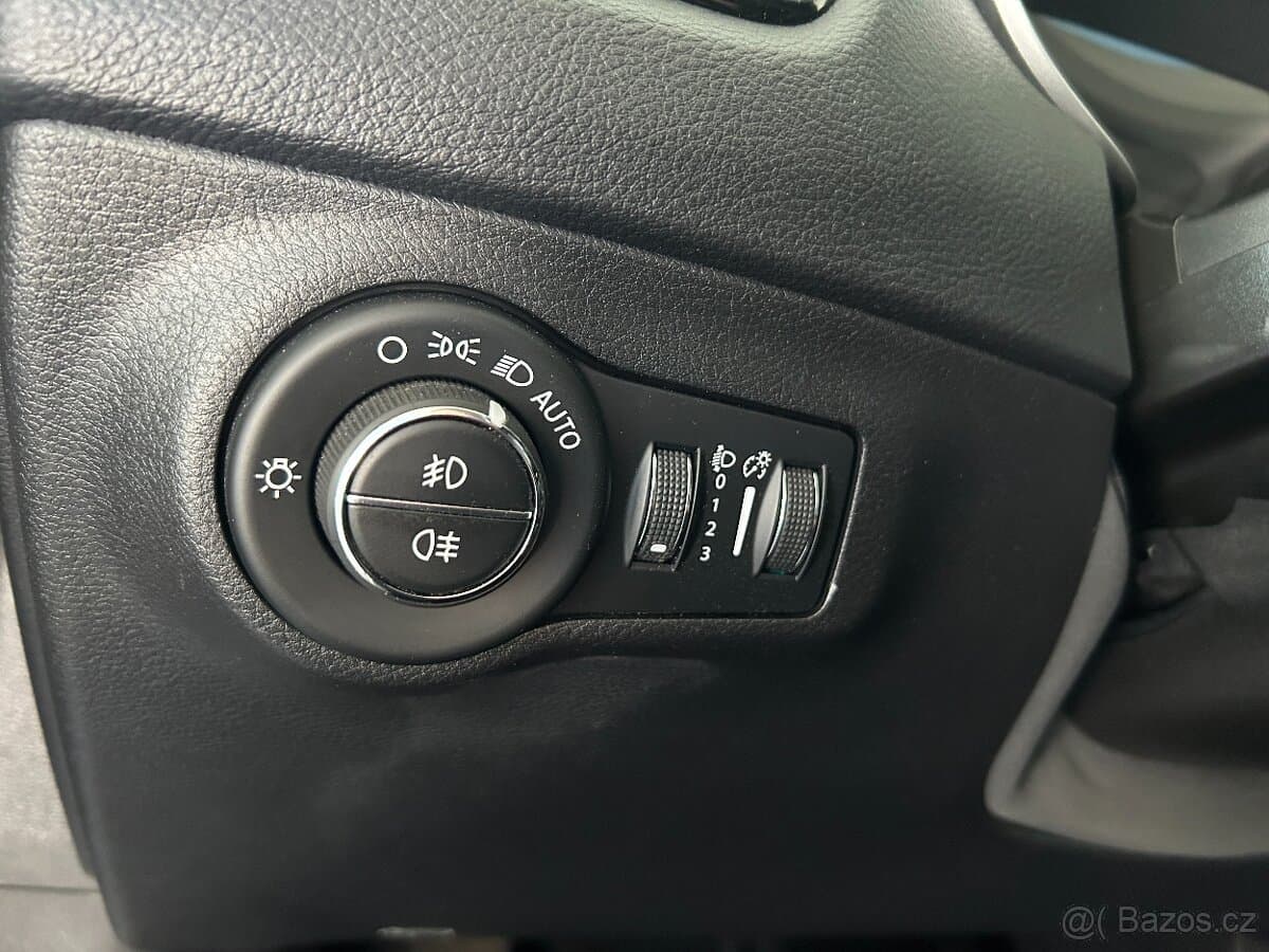 2019 Jeep COMPASS - 10