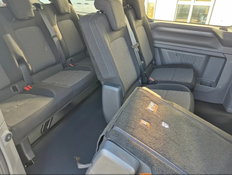 Volkswagen CARAVELLE - 10