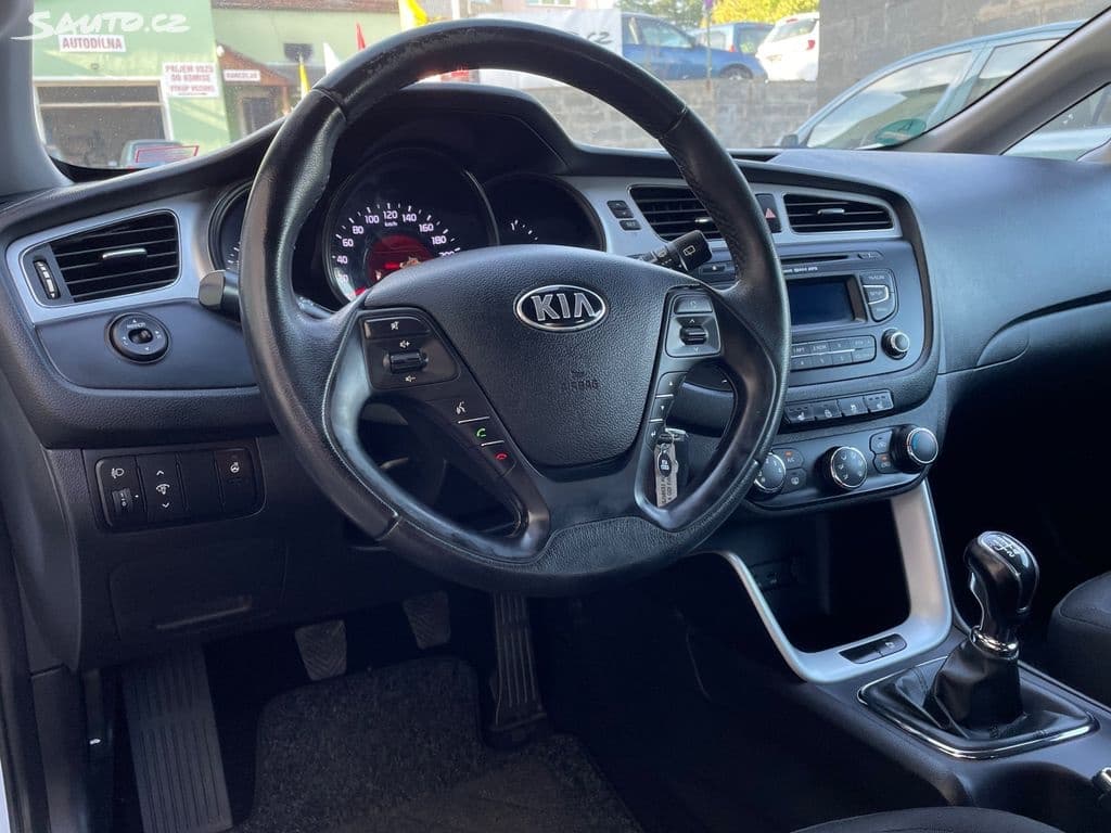 2019 Kia PROCEED - 10