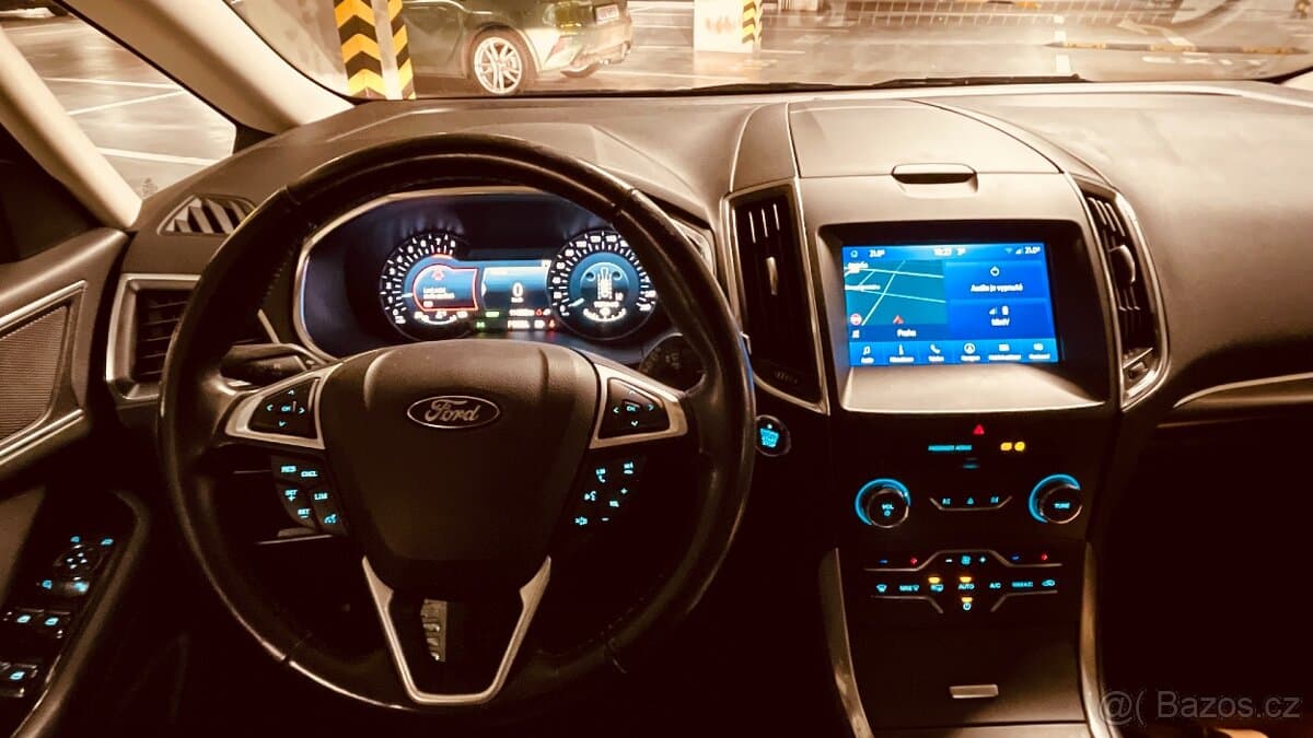 2021 Ford S-MAX - 10