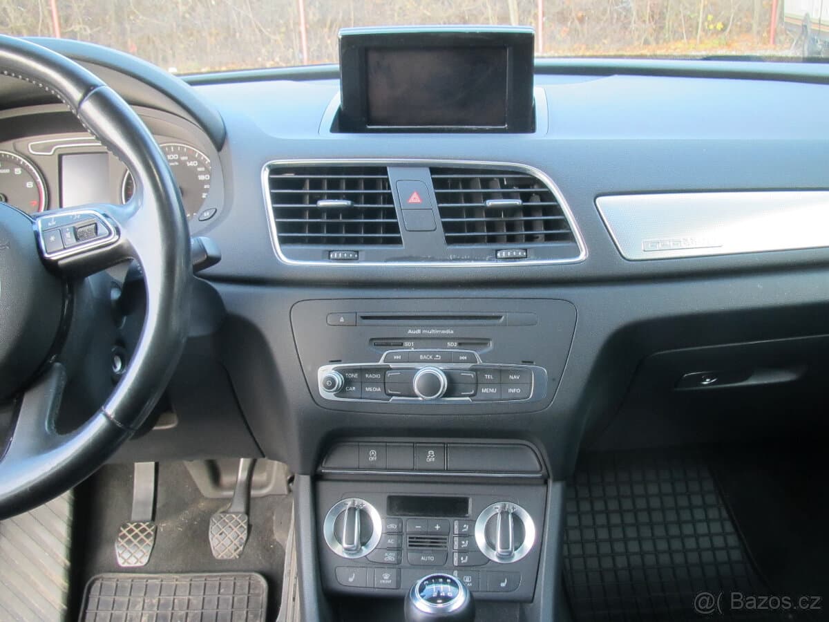 2011 Audi Q3 - 10