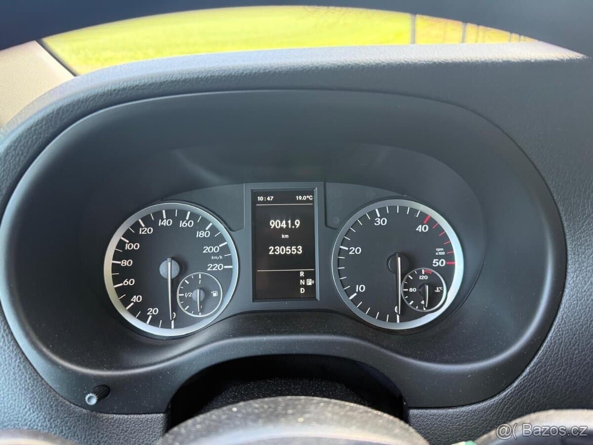 2019 Mercedes-Benz VITO - 10