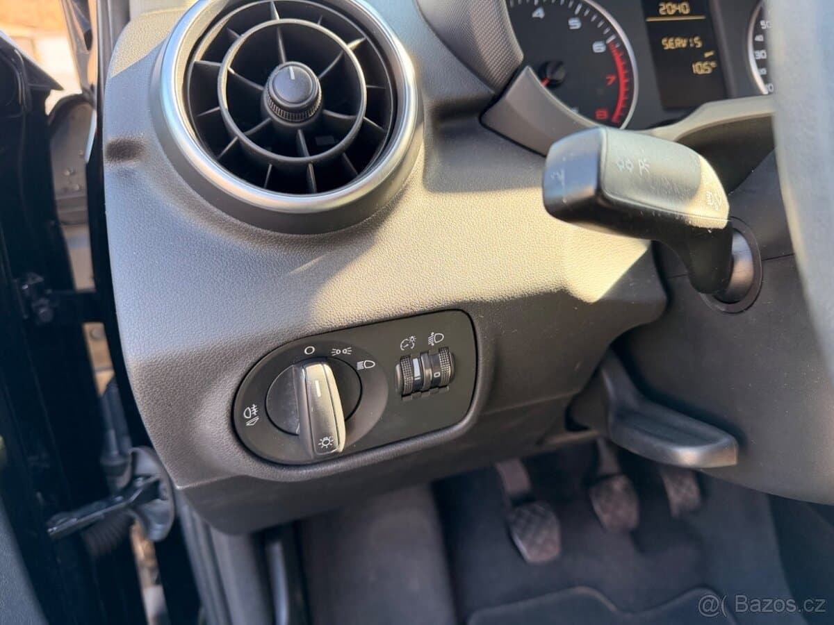 2012 Audi A1 - 10