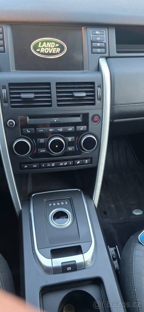 2016 Land Rover DISCOVERY - 10