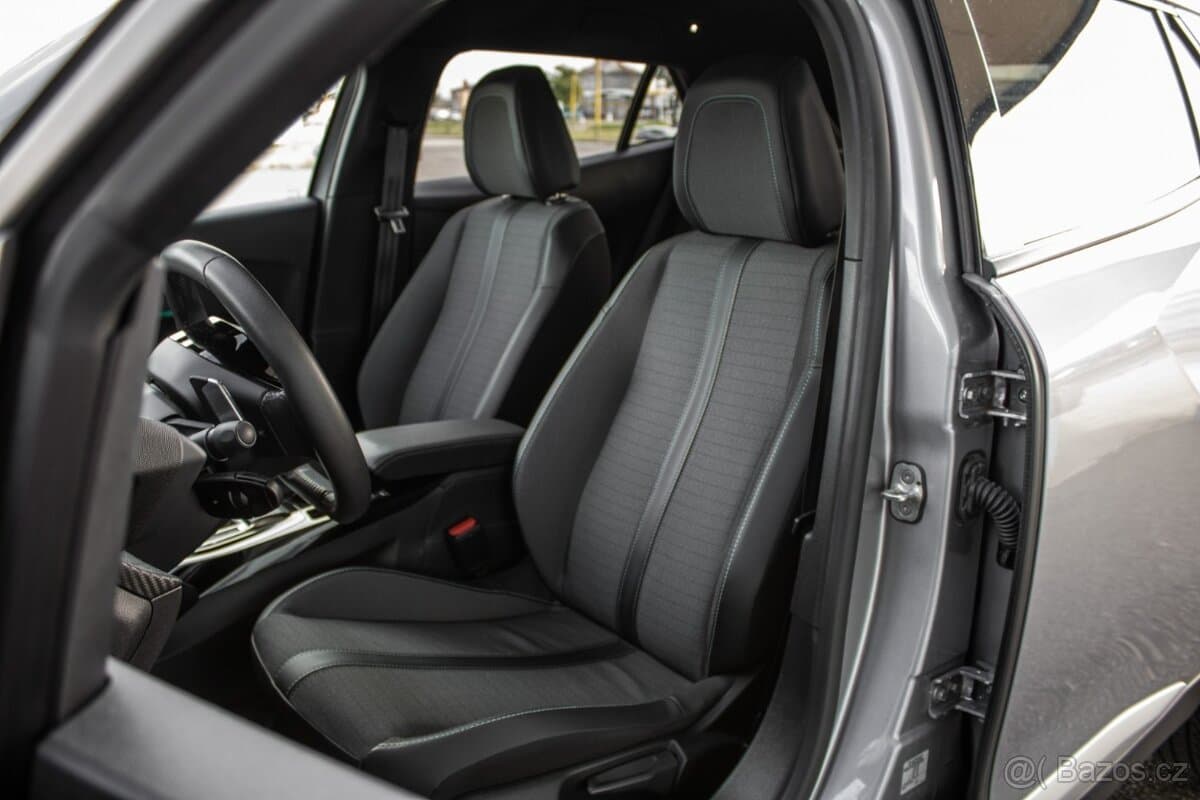 2023 Peugeot 2008 - 10