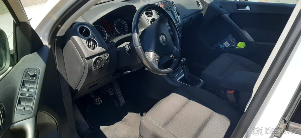 Volkswagen TIGUAN - 10