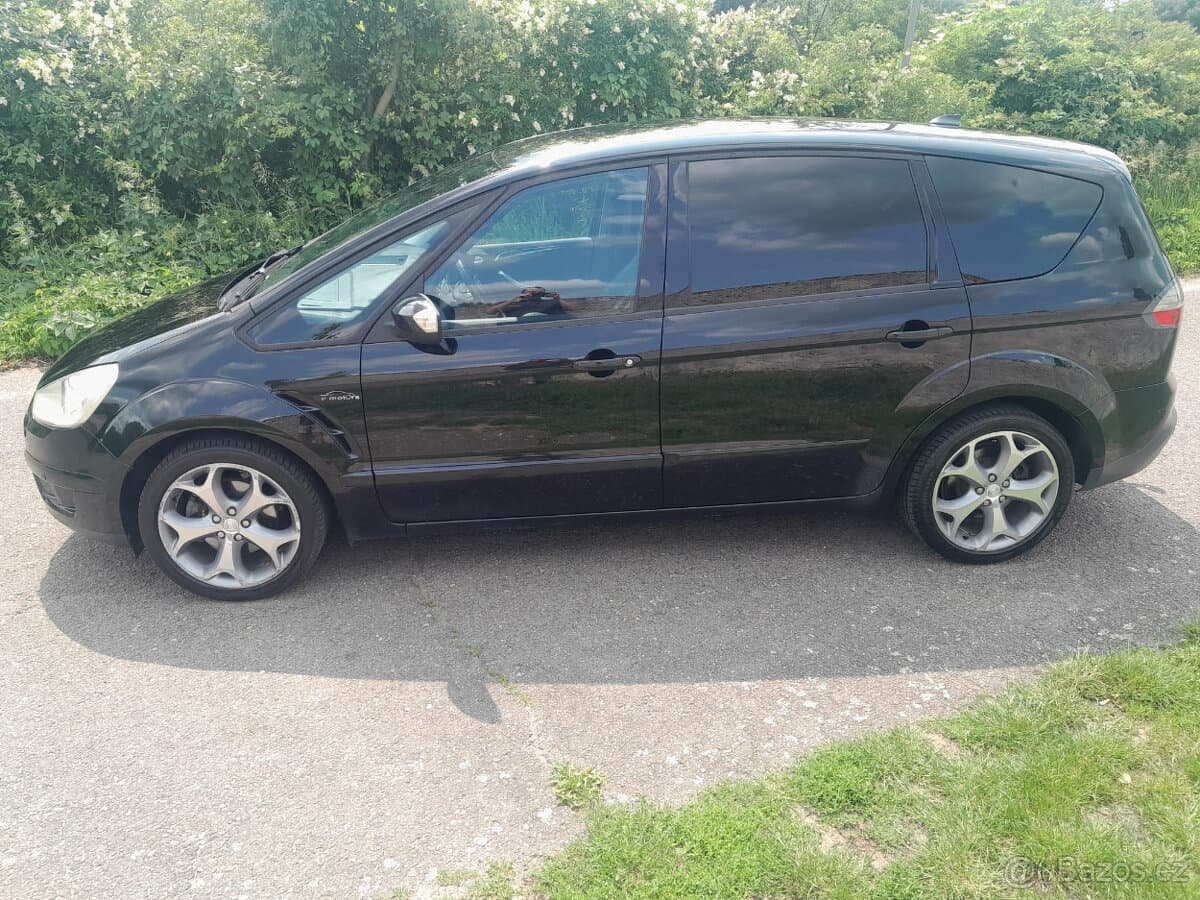 2007 Ford S-MAX - 10