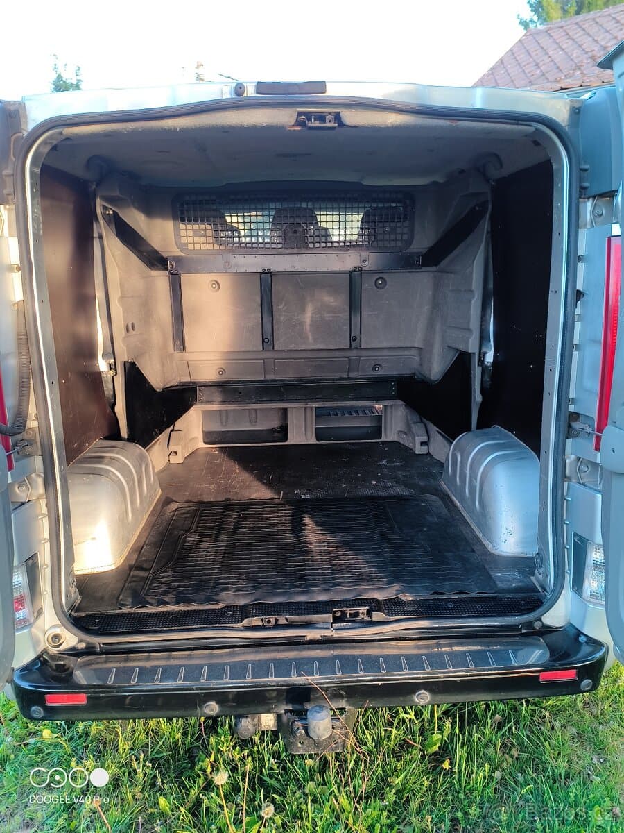 2008 Opel VIVARO - 10