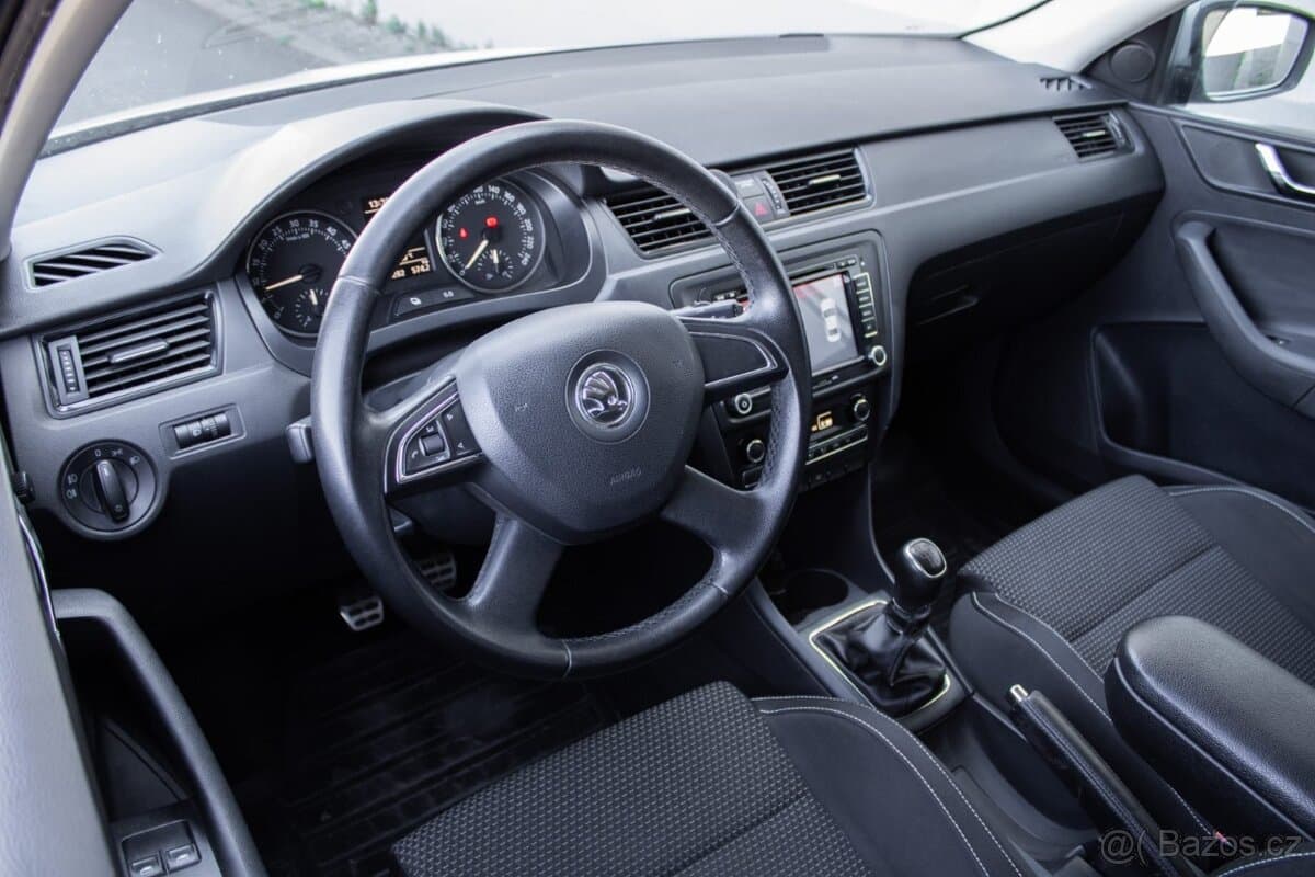 2013 Škoda RAPID - 10