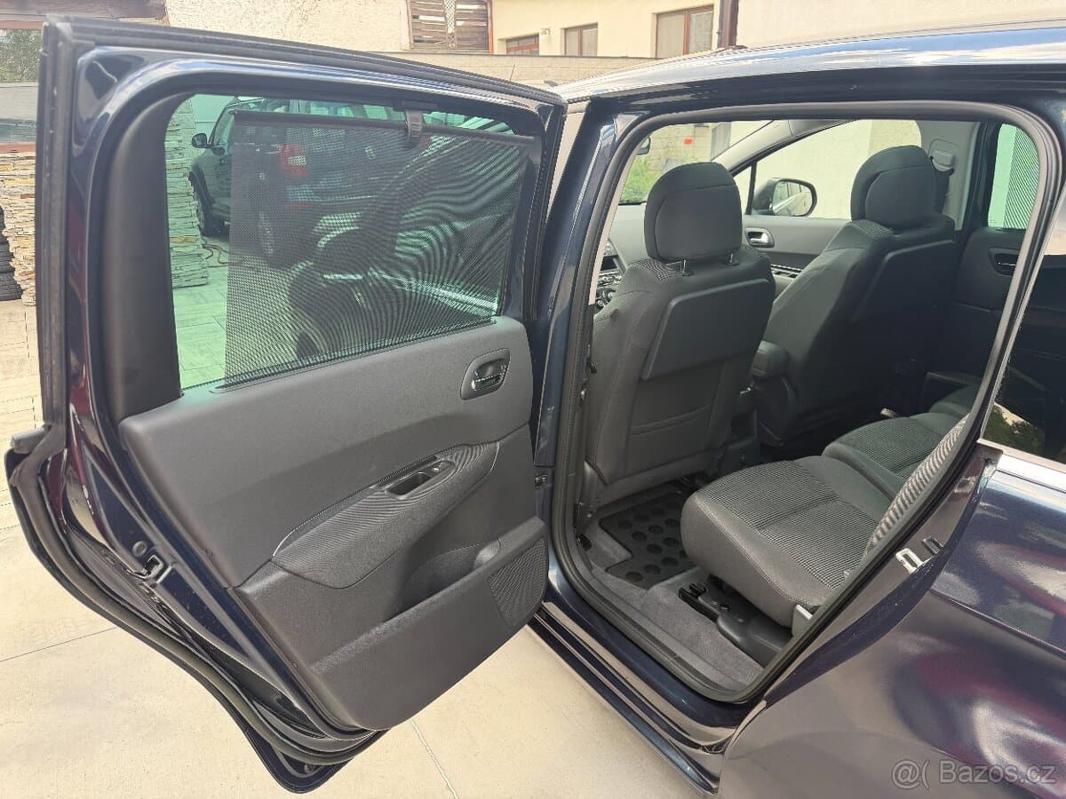 2013 Peugeot 5008 - 10