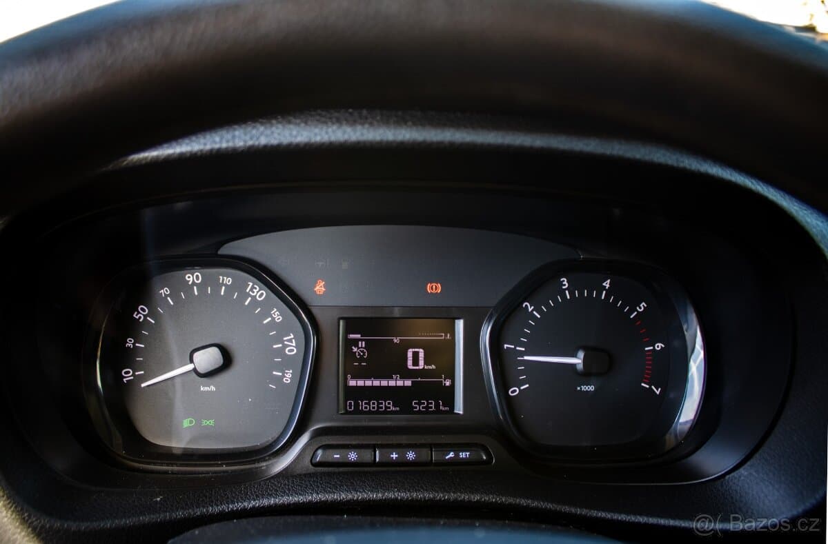 2021 Peugeot EXPERT - 10