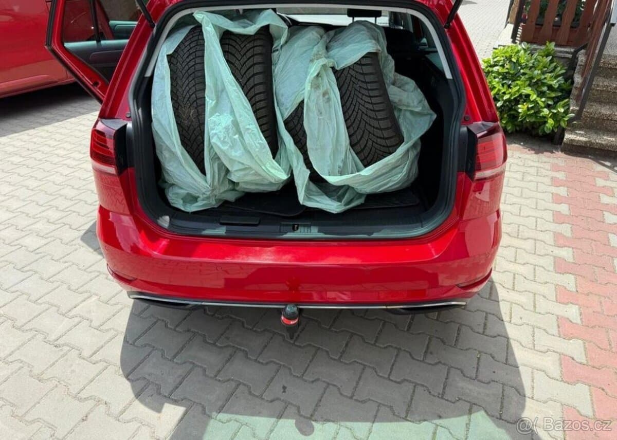 2019 Volkswagen GOLF - 10