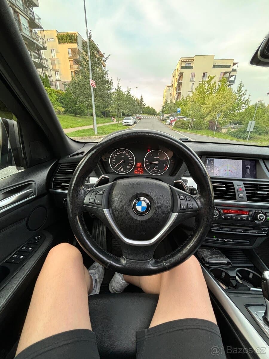 2011 BMW X5 - 10