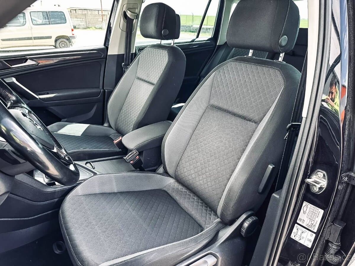 2016 Volkswagen TIGUAN - 10