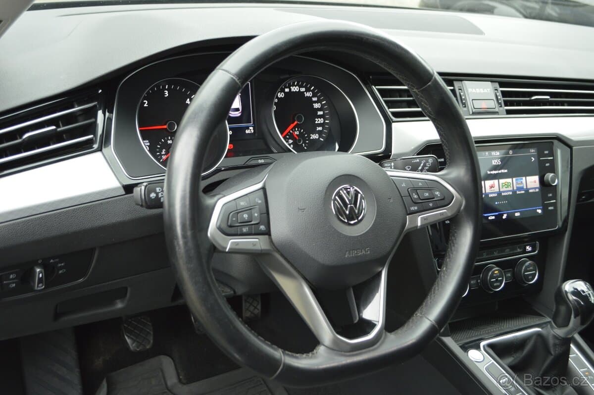 2020 Volkswagen PASSAT - 10