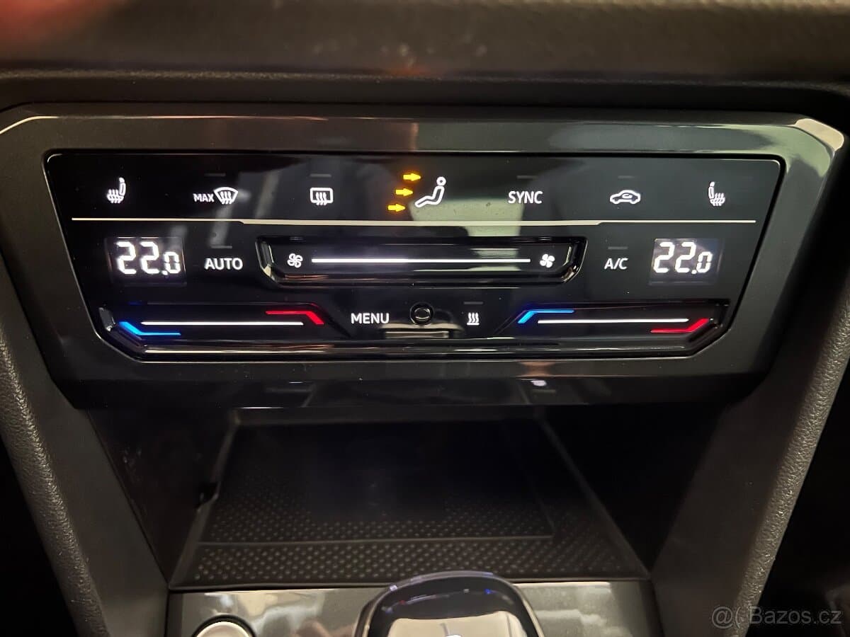2021 Volkswagen TIGUAN - 10