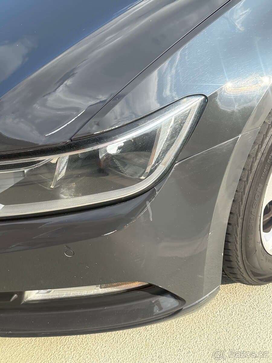 2015 Volkswagen PASSAT - 10