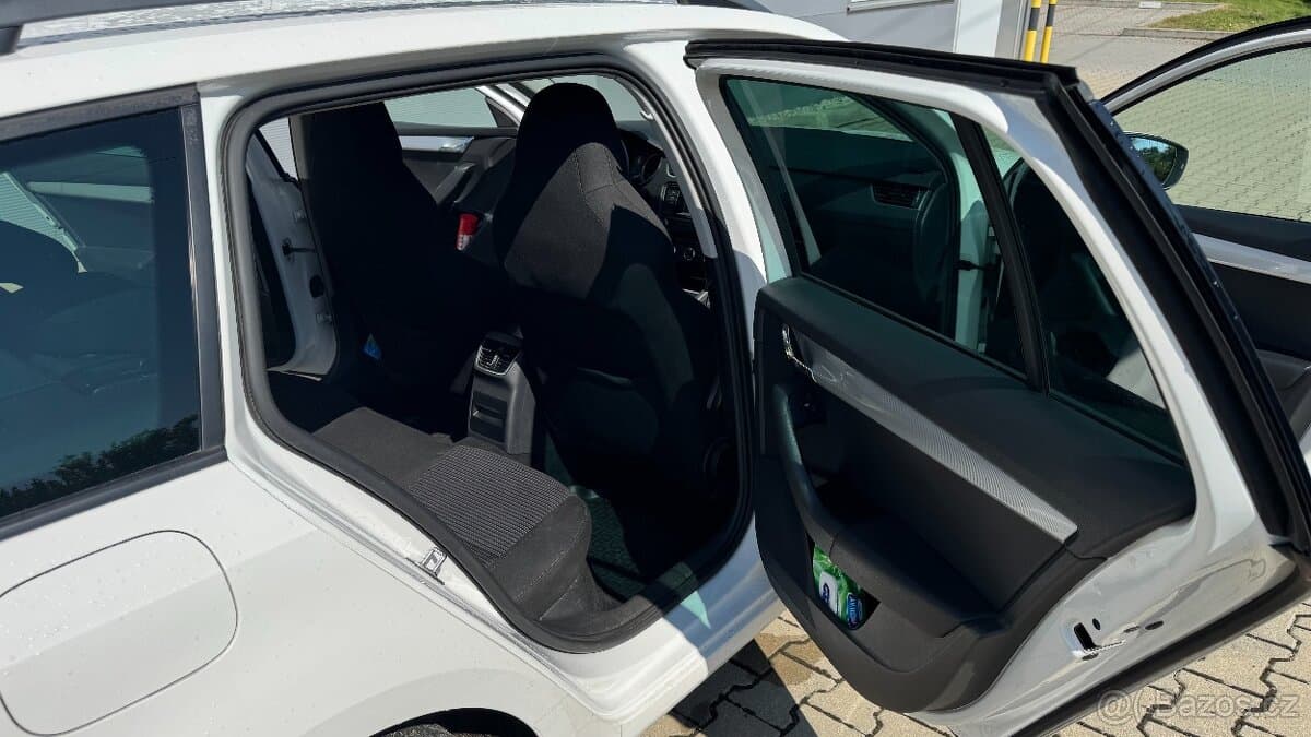 2015 Škoda OCTAVIA - 10