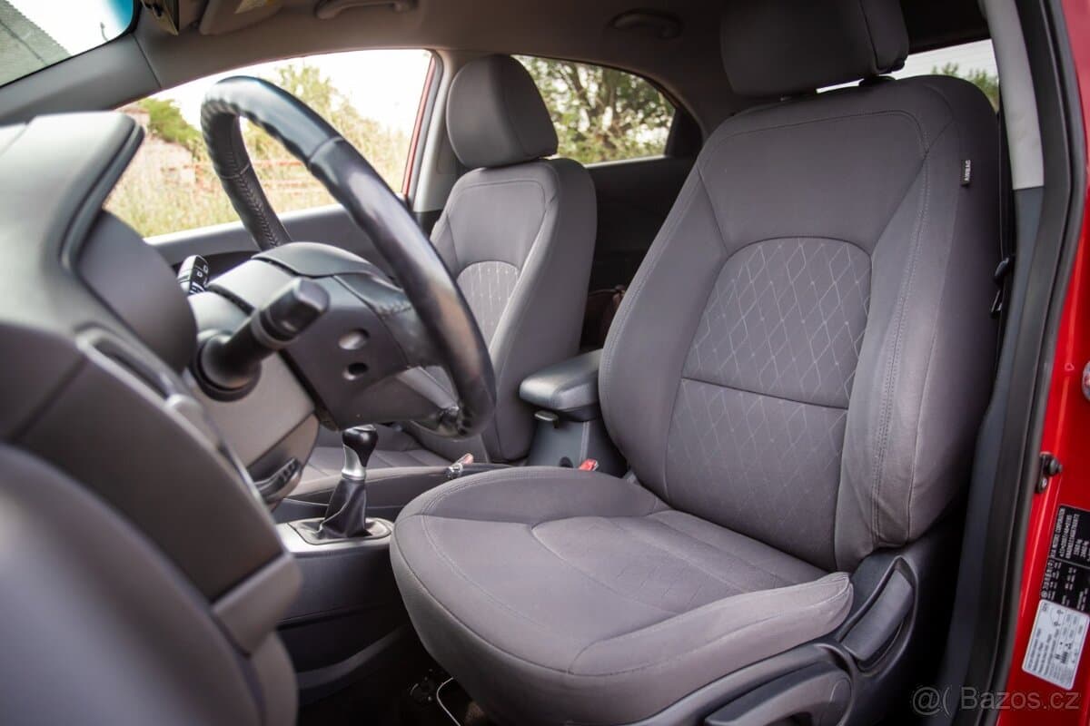 2016 Kia RIO - 10