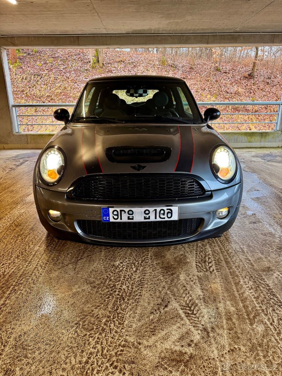 Mini COOPER - 10