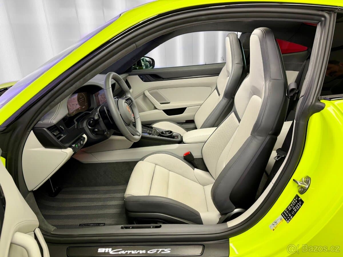 2026 Porsche 911 - 10