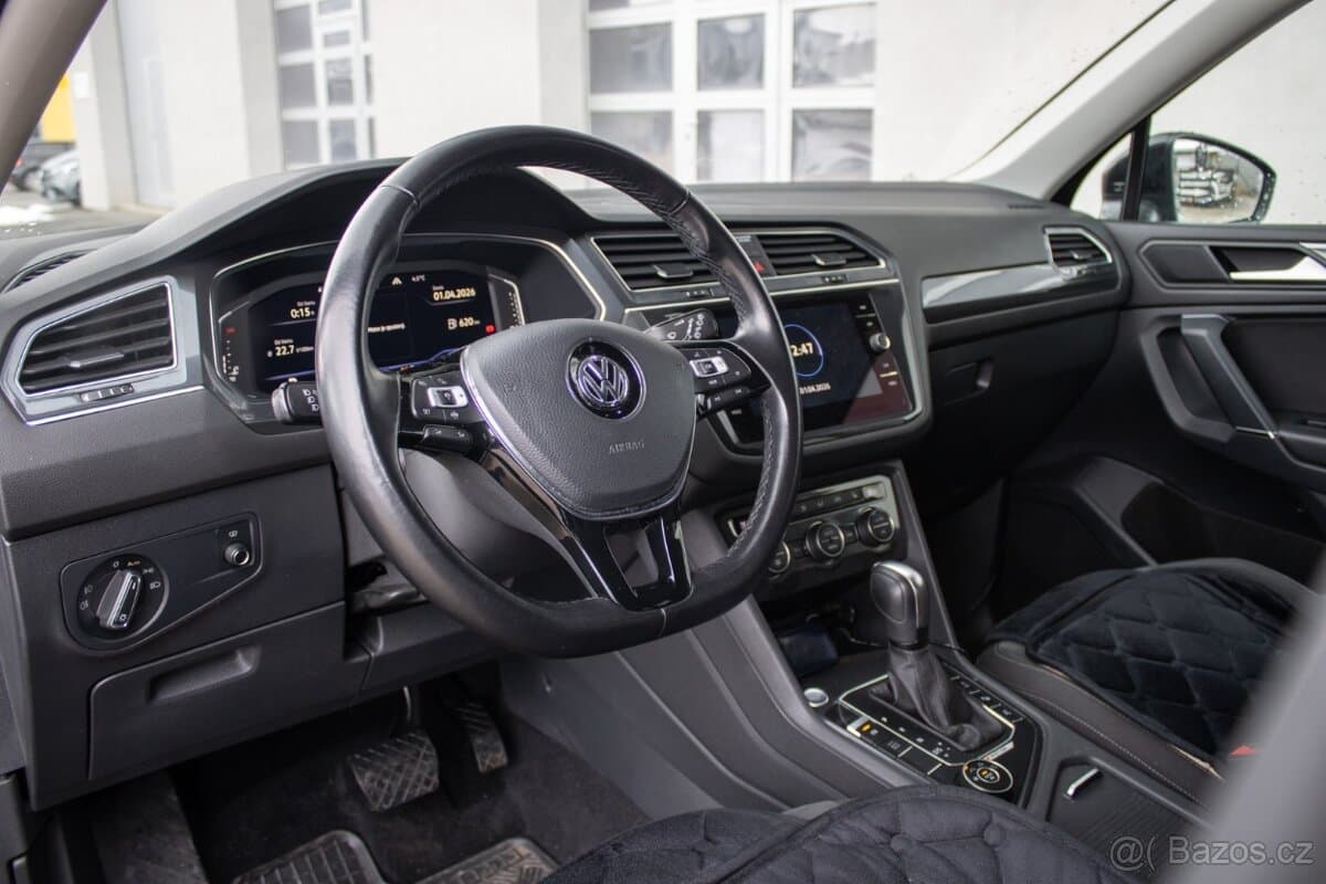 Volkswagen TIGUAN - 10