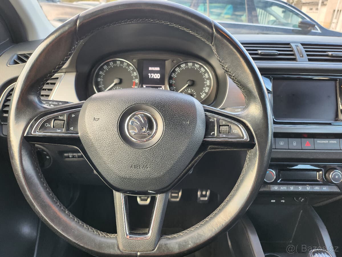 2016 Škoda FABIA - 10