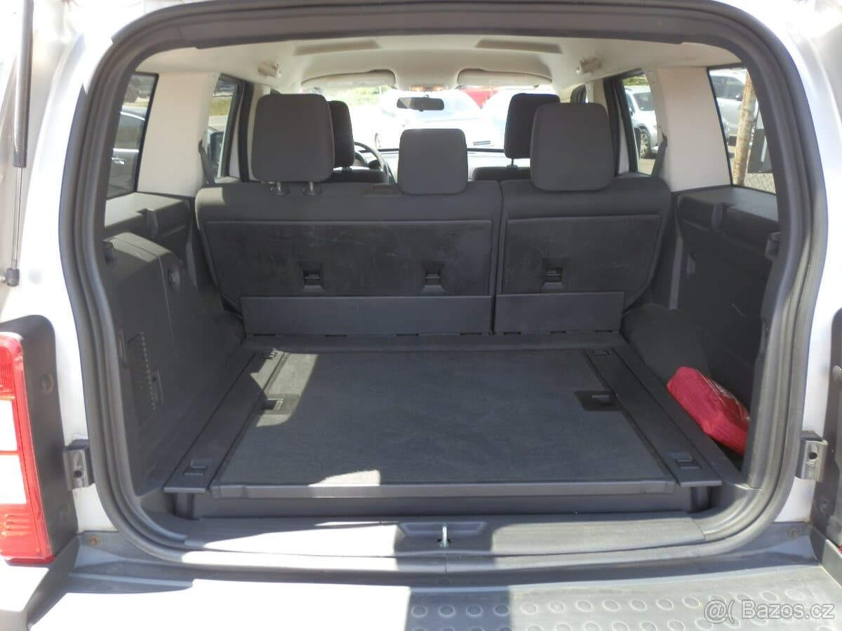 2007 Dodge NITRO - 10