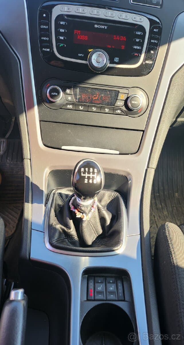 2013 Ford MONDEO - 10