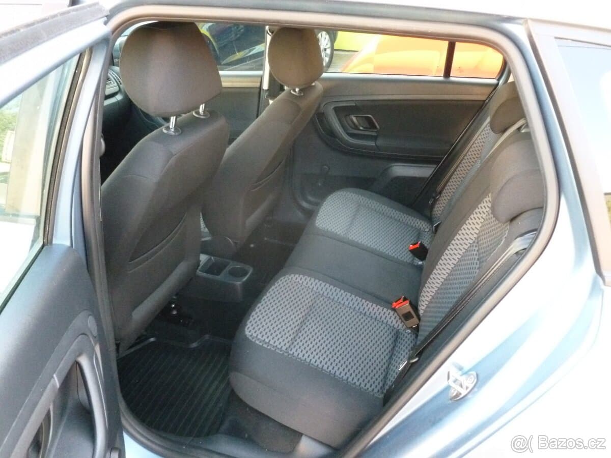 2010 Škoda FABIA - 10