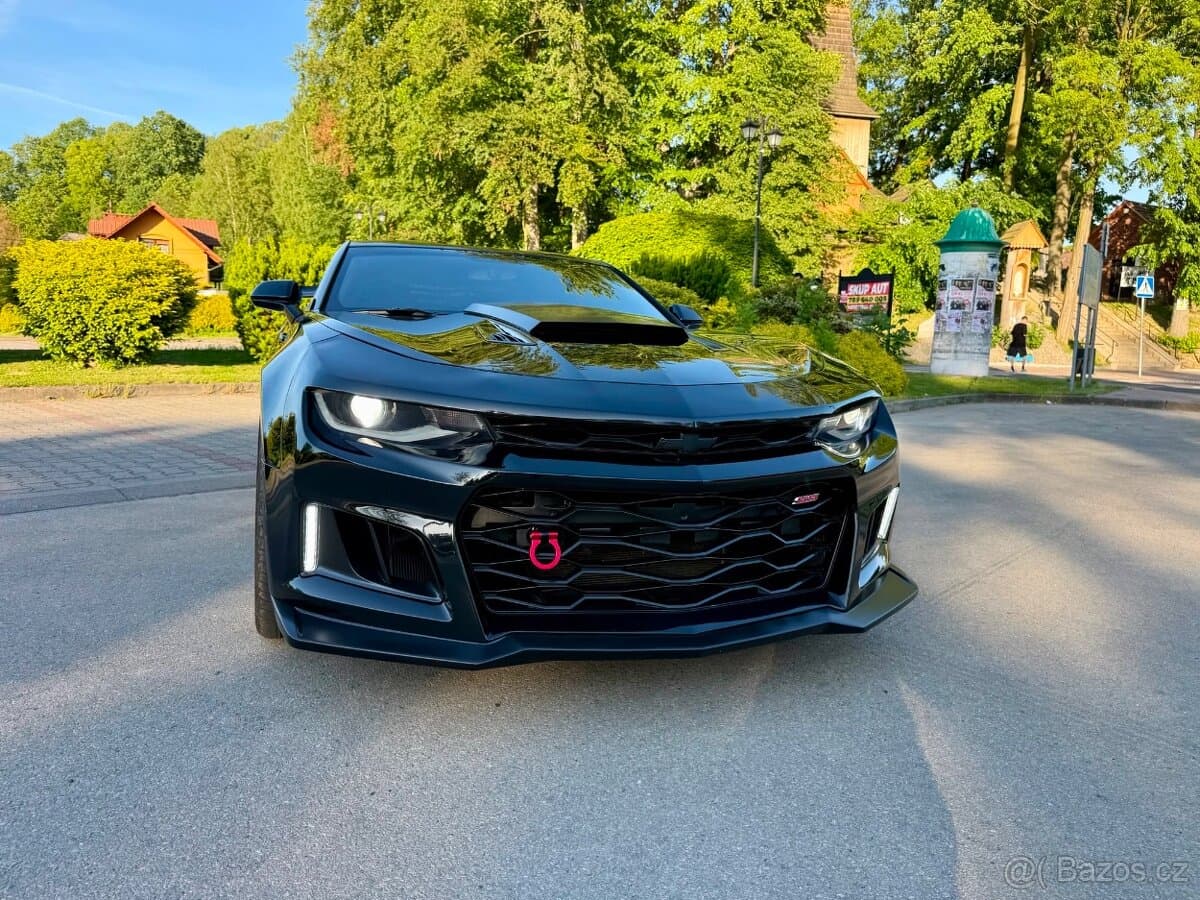 2017 Chevrolet CAMARO - 10