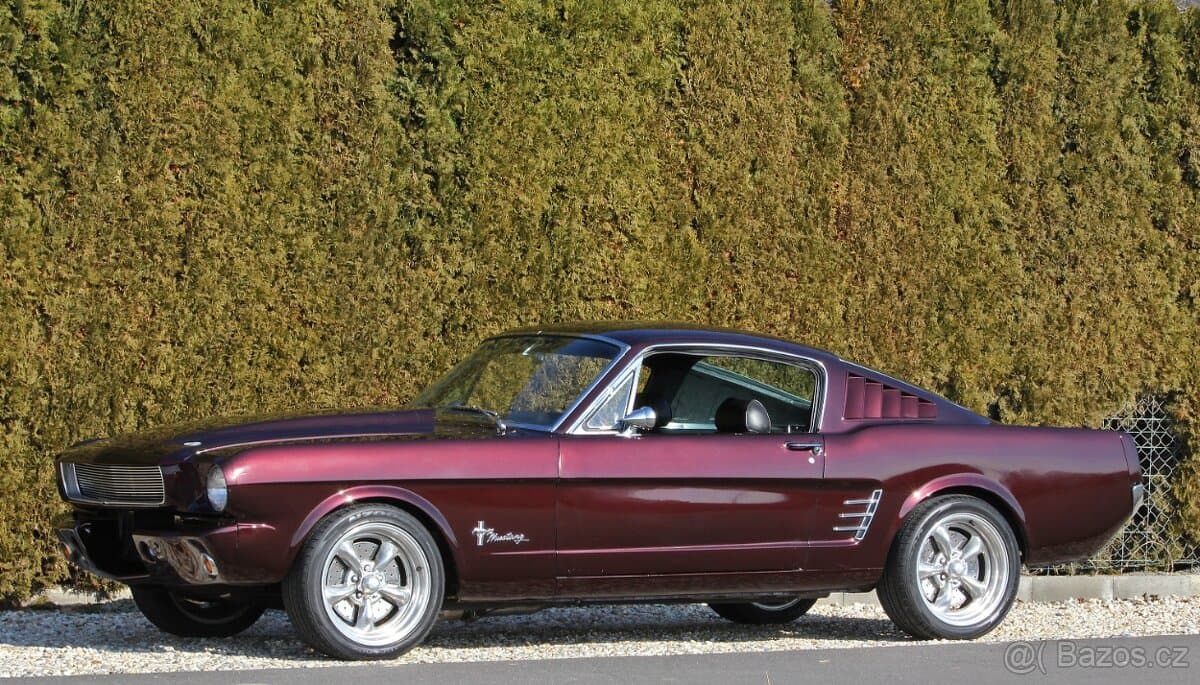 1966 Ford MUSTANG - 10