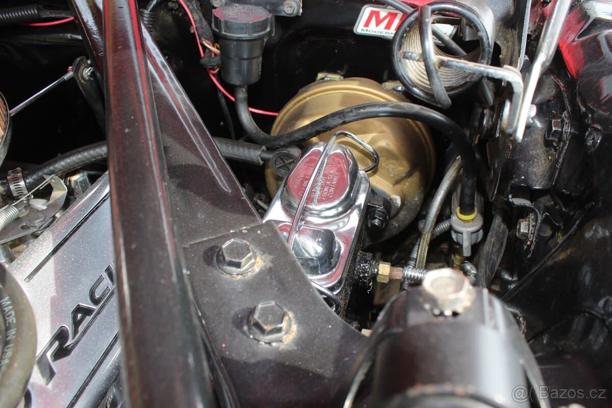 1966 Ford MUSTANG - 10