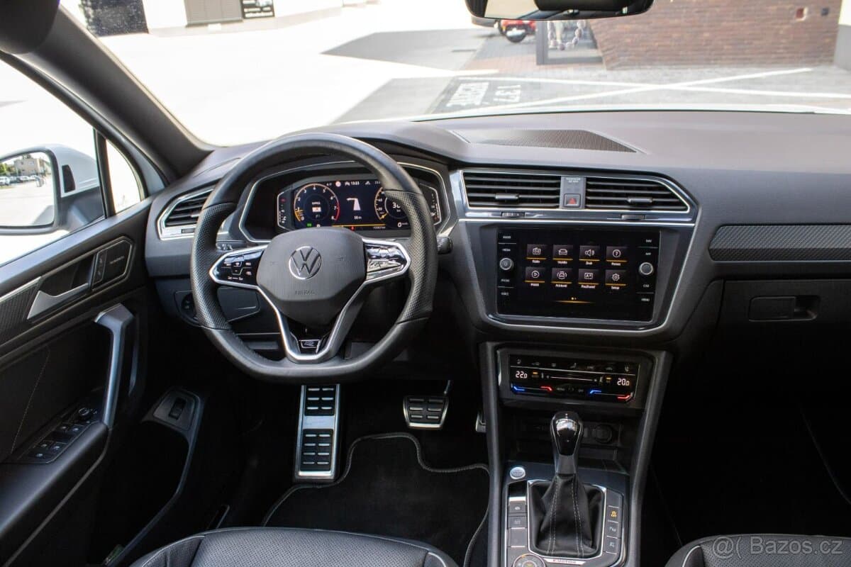 2023 Volkswagen TIGUAN - 10