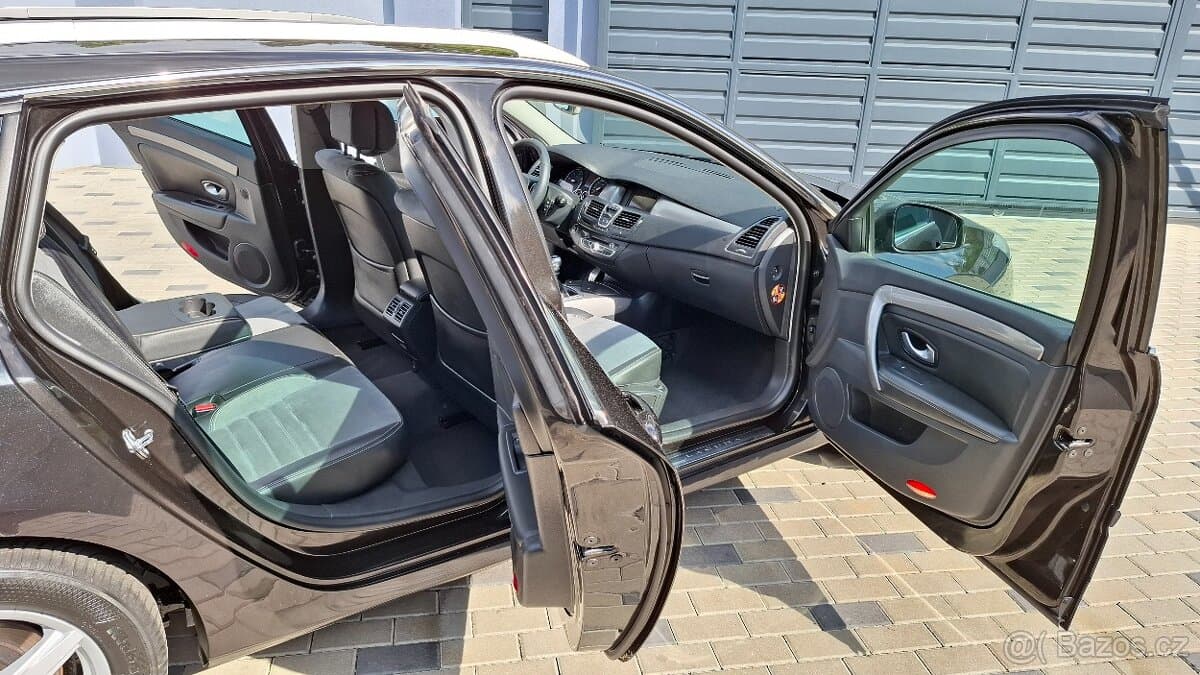 2011 Renault LAGUNA - 10